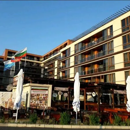 Апартамент Bay Studio 2 *